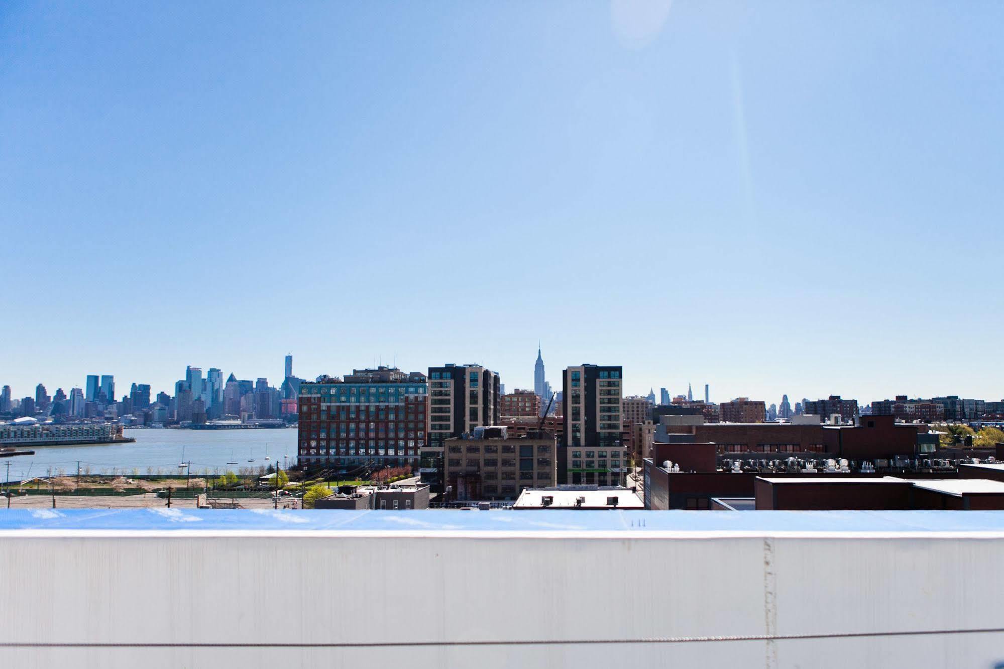 Dharma Home Suites Hoboken At Novia エクステリア 写真
